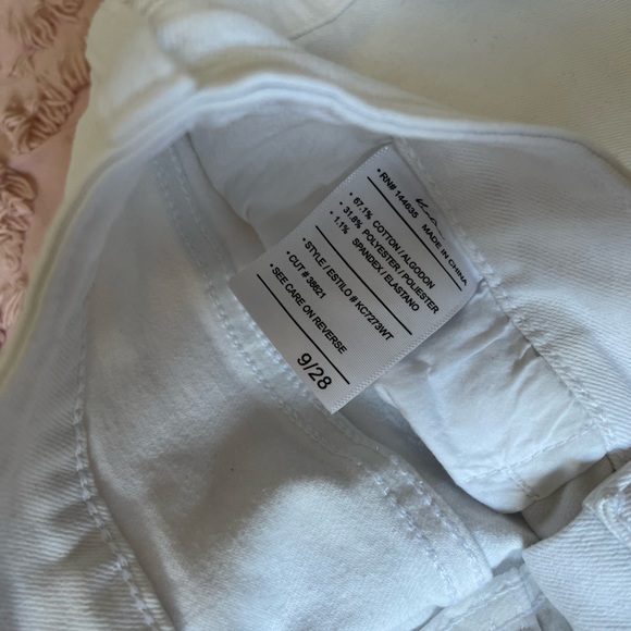 Jeans - Picture 3 of 3